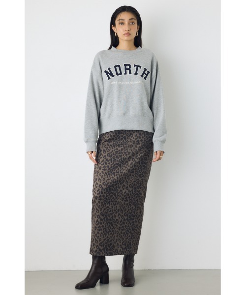 AZUL by moussy(アズールバイマウジー)の「カレッジワッペンロゴ裏毛トップス 秋服 冬服 春服 スウェット トレーナー アメカジ(スウェット・レディース・ネイビー/ボルドー/杢グレー・FREE)」の13枚目の写真