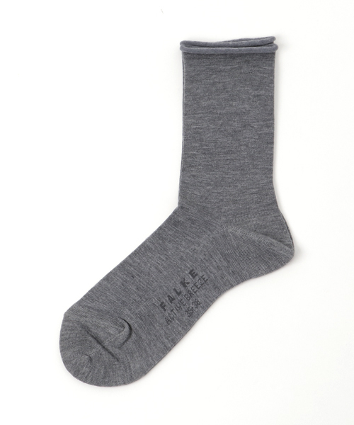 SHIPS(シップス)の「FALKE:アンクルソックス(ソックス/靴下・レディース・ブラック/ライトブルー/ホワイト/ライトグレー・ONE SIZE)」の4枚目の写真