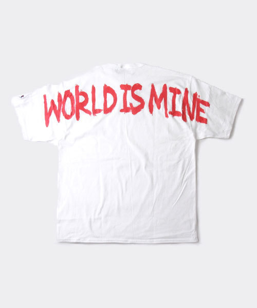 Luv maison（ラブメゾン）の「ショルダーBIGプリント･UネックTシャツ（Tシャツ/カットソー・メンズ・グレー/ホワイト×レッド/ブラック/ホワイト・L/M）」の3枚目の写真