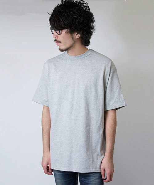 Luv maison（ラブメゾン）の「ショルダーBIGプリント･UネックTシャツ（Tシャツ/カットソー・メンズ・グレー/ホワイト×レッド/ブラック/ホワイト・L/M）」の9枚目の写真