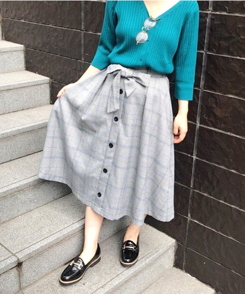 Cheek（チーク）の「フロント釦フレアーチェックスカート（スカート・レディース・ブルー/レッド・MEDIUM）」の4枚目の写真