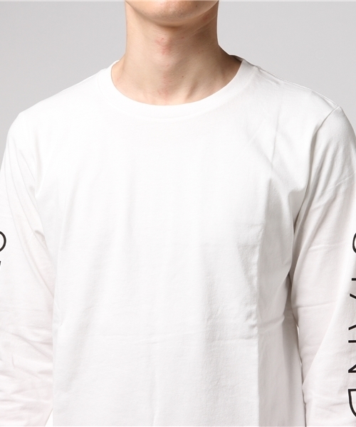 VENCEEXCHANGE（ヴァンスエクスチェンジ）の「袖プリントロンT                     （Tシャツ/カットソー・メンズ・オフホワイト/ライトグレー/ネイビー・MEDIUM/LARGE）」の6枚目の写真