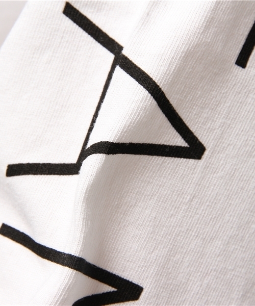 VENCEEXCHANGE（ヴァンスエクスチェンジ）の「袖プリントロンT                     （Tシャツ/カットソー・メンズ・オフホワイト/ライトグレー/ネイビー・MEDIUM/LARGE）」の9枚目の写真