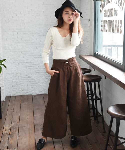 Luz Llena（ラズレナ）の「[コルセットベルト付き]フェイクスウェードパンツ（その他パンツ・レディース・ブラウン/ベージュ・MEDIUM）」の3枚目の写真