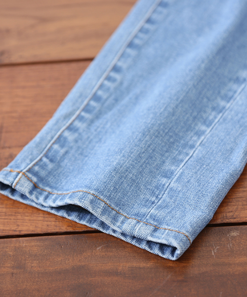 CUBE SUGAR(キューブシュガー)の「ストレッチデニムスリムストレートパンツ(デニムパンツ・レディース・インディゴブルー/サックスブルー・M/S)」の15枚目の写真