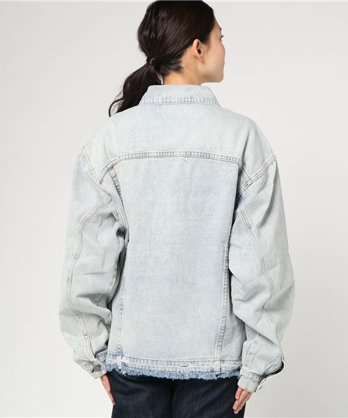 PUNYUS（プニュズ）の「デニムジャケット（デニムジャケット・レディース・レッド/インディゴブルー/ライトインディゴブルー・4/3）」の6枚目の写真