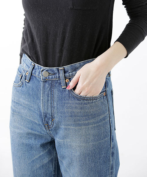 SOMETHING（サムシング）の「【WEB限定】SOMETHING/BASIC PIPED STRAIGHT（デニムパンツ・レディース・ライトブルー/ブルー・SMALL/MEDIUM/X-SMALL）」の13枚目の写真