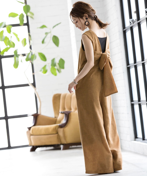 titivate（ティティベイト）の「ﾊﾞｯｸﾘﾎﾞﾝｵｰﾙｲﾝﾜﾝ（サロペット/オーバーオール・レディース・チャコールグレー/ブラック/キャメル/ライトベージュ/ネイビー/イエロー・S/M/L）」の21枚目の写真