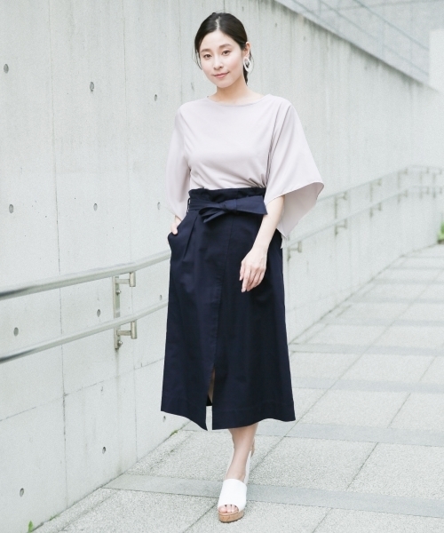 LEPSIM（レプシィム）の「フハクスリーブキリカエプルオーバーSS　784401（Tシャツ/カットソー・レディース・ブラック/パープル/オフホワイト/グレイッシュベージュ・FREE）」の17枚目の写真