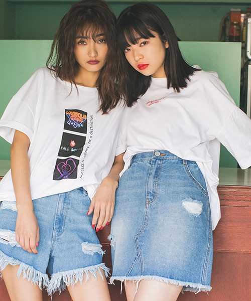 VENCEEXCHANGE(ヴァンスエクスチェンジ)の「プリントオーバーサイズTシャツ(Tシャツ/カットソー・レディース・オフホワイト/ブラック・M)」の5枚目の写真