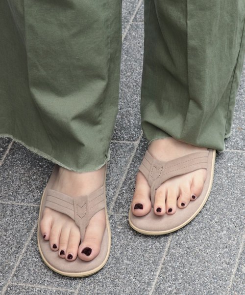 ISLAND SLIPPER（アイランドスリッパ）の「【ISLAND SLIPPER/アイランドスリッパ】PT203（サンダル・レディース・ボルドー/チャコールグレー/ウッド・5/6）」の7枚目の写真