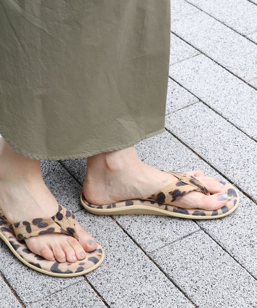 ISLAND SLIPPER（アイランドスリッパ）の「【ISLAND SLIPPER/アイランドスリッパ】PT203（サンダル・レディース・ボルドー/チャコールグレー/ウッド・5/6）」の9枚目の写真