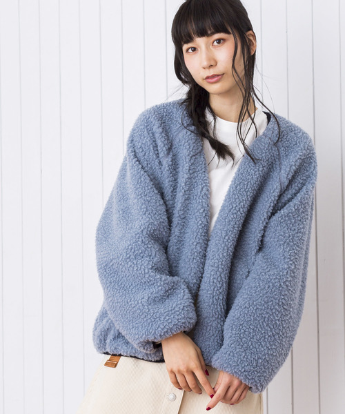 WEGO（ウィゴー）の「WEGO/リバーシブルボアノーカラーブルゾン（ブルゾン・レディース・ホワイト/ブラック/ベージュ/ブルー/ピンク・FREE）」の4枚目の写真