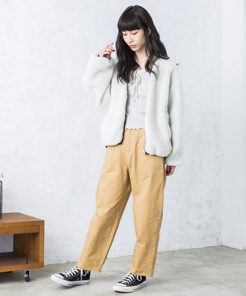 WEGO（ウィゴー）の「WEGO/リバーシブルボアノーカラーブルゾン（ブルゾン・レディース・ホワイト/ブラック/ベージュ/ブルー/ピンク・FREE）」の6枚目の写真