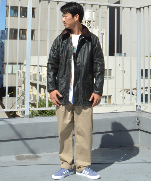 Barbour（バブアー）の「Barbour BEAUFORT Wax Jacket（ブルゾン・メンズ・ブラック/オリーブ・40/38）」の6枚目の写真