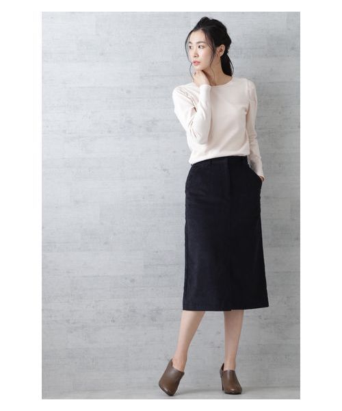 NATURAL BEAUTY BASIC（ナチュラルビューティーベーシック）の「【雑誌掲載】コーデュロイストレートスカート（スカート・レディース・ネイビー/キャメル・SMALL/MEDIUM/X-SMALL）」の2枚目の写真