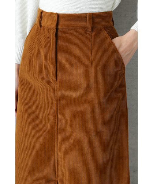 NATURAL BEAUTY BASIC（ナチュラルビューティーベーシック）の「【雑誌掲載】コーデュロイストレートスカート（スカート・レディース・ネイビー/キャメル・SMALL/MEDIUM/X-SMALL）」の9枚目の写真