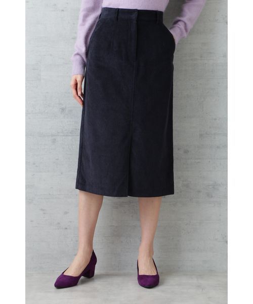 NATURAL BEAUTY BASIC（ナチュラルビューティーベーシック）の「【雑誌掲載】コーデュロイストレートスカート（スカート・レディース・ネイビー/キャメル・SMALL/MEDIUM/X-SMALL）」の13枚目の写真