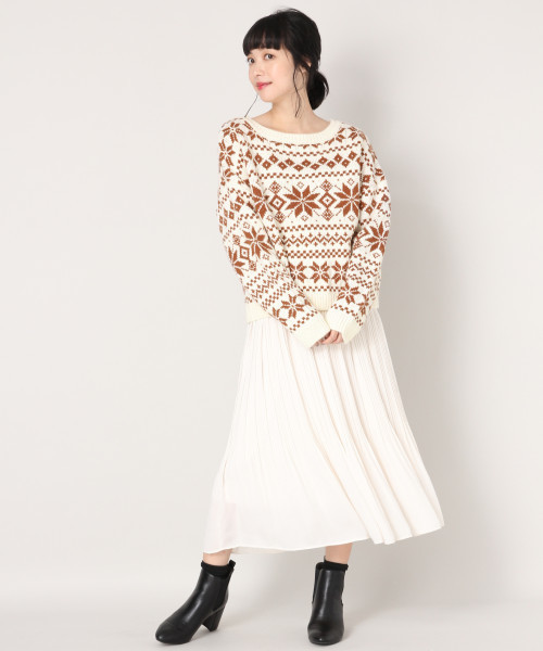 LOWRYS FARM(ローリーズファーム)の「ユキガラプルオーバー 816669(ニット/セーター・レディース・ブラック/アイボリー/グリーン・FREE)」の4枚目の写真