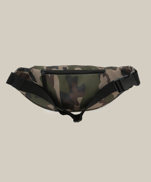 ADAM ET ROPE'(アダムエロペ)の「BAGBASE ミニボディバッグ(ウエストバッグ)(ボディバッグ/ウエストポーチ・メンズ・ホワイト/ブラック/グリーン系その他・FREE)」の5枚目の写真