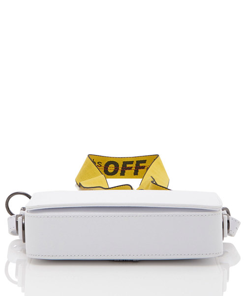 off white（オフホワイト）の「Off-White “PLAIN MINI” フラップバック（ショルダーバッグ・レディース・ホワイト・FREE）」の5枚目の写真