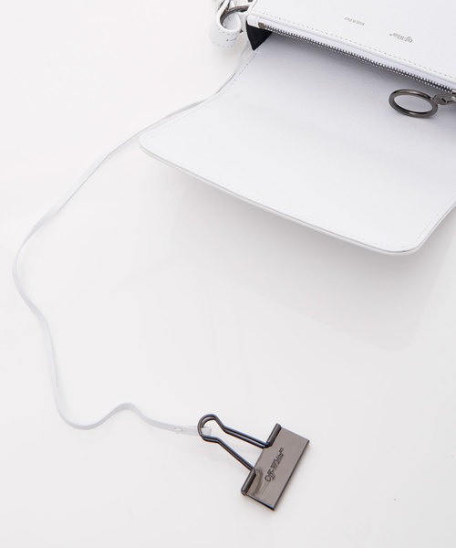 off white（オフホワイト）の「Off-White “PLAIN MINI” フラップバック（ショルダーバッグ・レディース・ホワイト・FREE）」の8枚目の写真