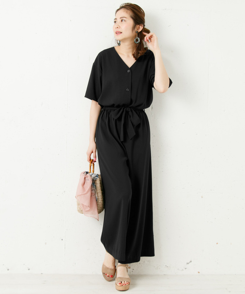 URBAN RESEARCH Sonny Label(アーバンリサーチサニーレーベル)の「V開きコンビネゾン(つなぎ/オールインワン)」|ブラック