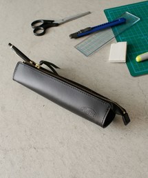 ROTAR（ローター）の「Rotar pencil case レザーペンケース（ステーショナリー）」