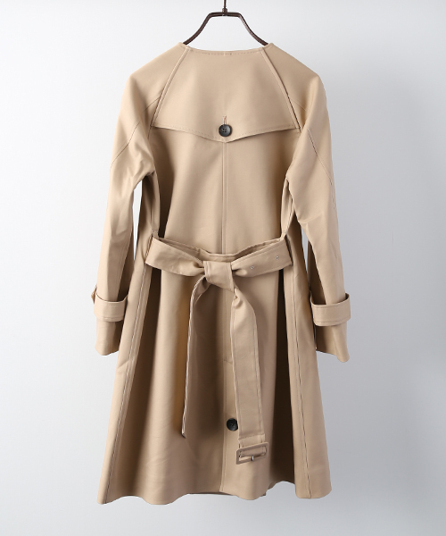 STUDIOUS（ステュディオス）の「STUDIOUSノーカラーラグラントレンチコート（トレンチコート・レディース・ネイビー/ベージュ・1/0）」の15枚目の写真