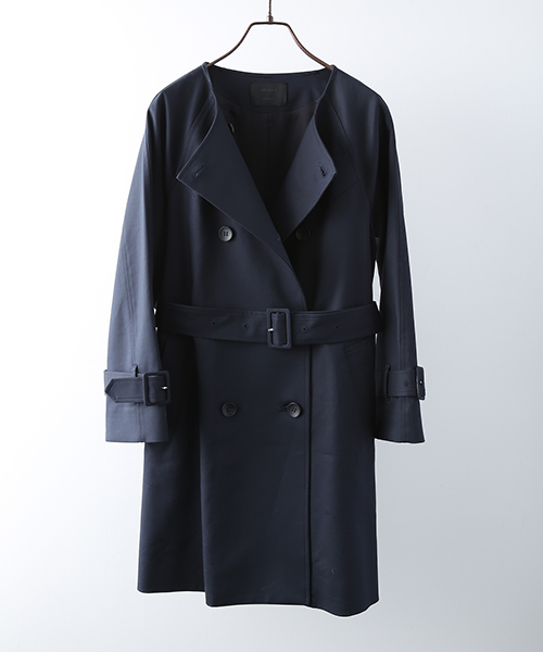STUDIOUS（ステュディオス）の「STUDIOUSノーカラーラグラントレンチコート（トレンチコート・レディース・ネイビー/ベージュ・1/0）」の2枚目の写真