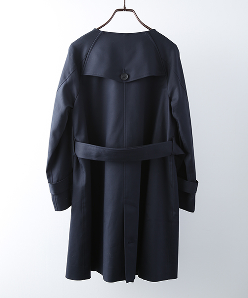 STUDIOUS（ステュディオス）の「STUDIOUSノーカラーラグラントレンチコート（トレンチコート・レディース・ネイビー/ベージュ・1/0）」の6枚目の写真