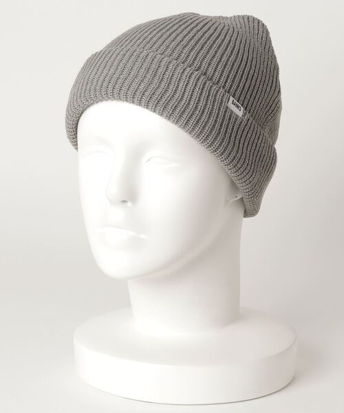 BANKS（バンクス）の「BE0034 / BANKS(バンクス)ワンポイントロゴ入り無地ニットキャップ（ビーニー）（ニットキャップ/ビーニー・メンズ・ブルー/ヘザーグレー/キャメル・FREE）」の2枚目の写真