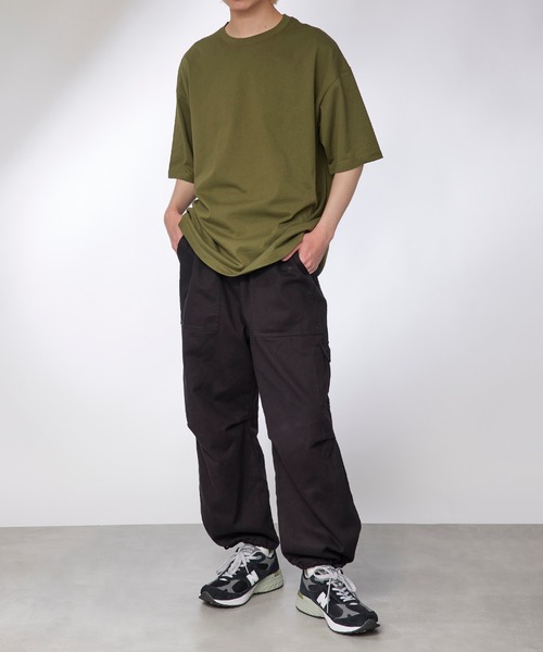 United Athle（ユナイテッドアスレ）の「【United Athle】5.6オンス プレミアムコットン ビッグシルエット ボクシーTシャツ 半袖無地Tシャツ 短丈 5508（Tシャツ/カットソー・メンズ・ホワイト/ブラック/ライトピンク/グレー/ライトグリーン/ライトブルー/カーキ/オリーブ/ネイビー/ベージュ/ライトパープル・S/M/L/XL/XXL）」の15枚目の写真