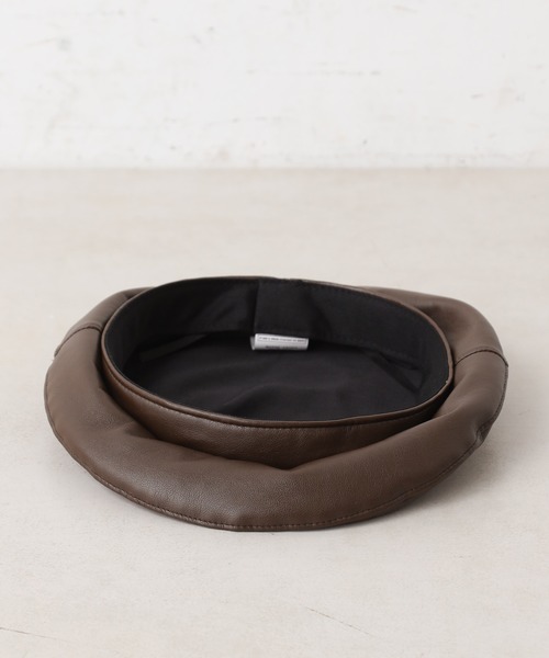 Chico（チコ）の「フェイクレザーベレー帽（ハンチング/ベレー帽・レディース・ブラック/ブラウン・FREE）」の6枚目の写真