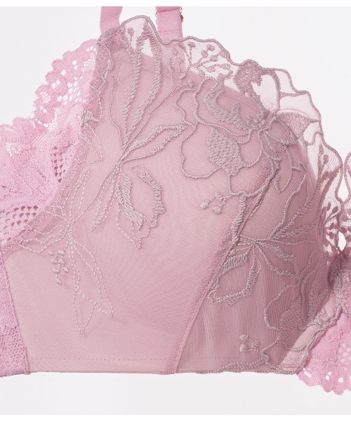 PEACH JOHN（ピーチジョン）の「【カップ浮きやくい込みなく、いつでも・どんな体型にもフィット。メイク力の高いノンワイヤー】いつでもジャストマリアージュブラ（ブラジャー・レディース・ブラック/ブルー/ピンク/レッド/ホワイト/ラベンダー/ネイビー/ライトピンク/ミント/スモークピンク/ライトグレー/ダークブルー/ベビーピンク/ダークネイビー/ブラウン/ピンクベージュ/ブラウン系その他/ライトブルー・A70/F65/C65/B65/F70/E65/D65/C70/A75/E75/D75/C75/E70/D70/B70/B75/F75/E80/C80/D80）」の22枚目の写真