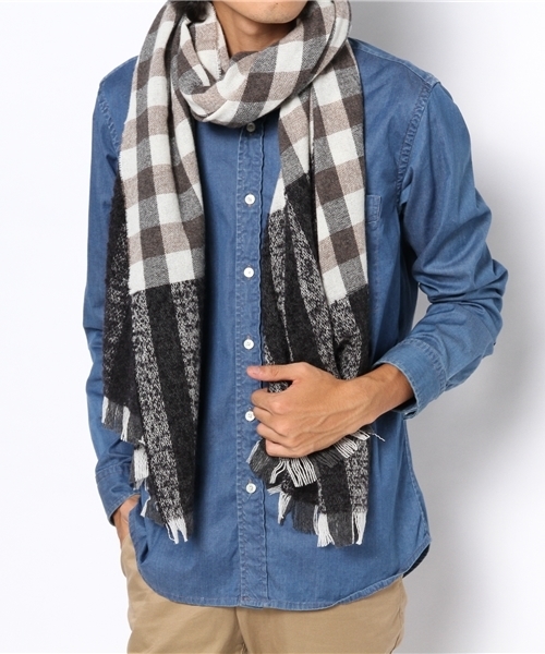 ESTNATION（エストネーション）の「Altea ストール（ストール/ショール・メンズ・ブラック/ネイビー/レッド・FREE）」の4枚目の写真