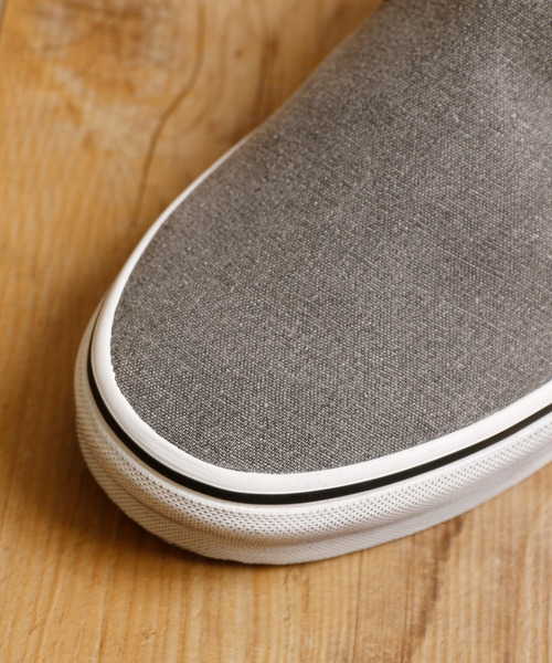 VANS（バンズ）の「VANS ヴァンズ / CLASSIC SLIP-ON クラシック 