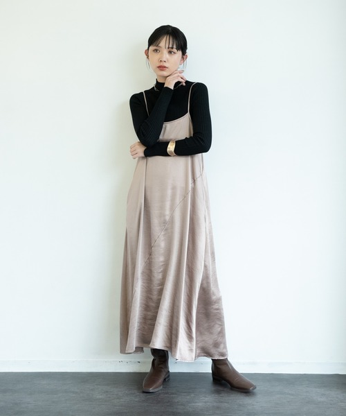 Aunt Marie's(アントマリーズ)の「ストレッチリブハイネックニット /AUNTMARIE'S(ニット/セーター・レディース・ブラック/パープル/ブラウン/グリーン/アイボリー/モカ/ブルー/ライトグレー・FREE)」の12枚目の写真
