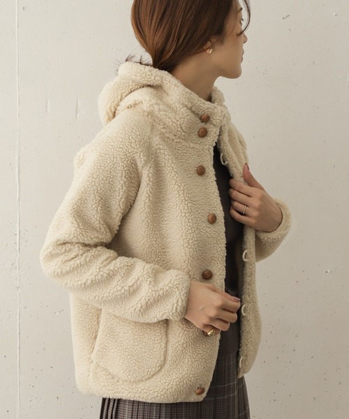 URBAN RESEARCH DOORS（アーバンリサーチドアーズ）の「GYMPHLEX　T/A ボアフードジャケット（ブルゾン・レディース・アイボリー/ネイビー・16）」の3枚目の写真