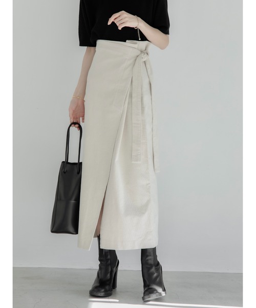 amel（エイメル）の「コーデュロイラップスカート（スカート・レディース・アイボリー・FREE）」の4枚目の写真