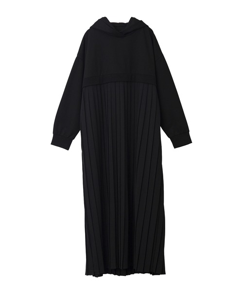OSMOSIS（オズモーシス）の「裏毛フードプリーツワンピース