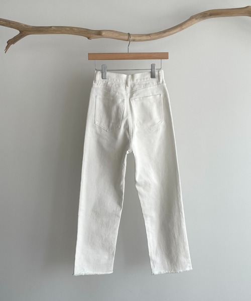 CANAL JEAN（キャナルジーン）の「RED CHOP WORKS(レッドチョップワークス) カットオフクロップドパンツ（その他パンツ・レディース・ホワイト・40/38/36）」の7枚目の写真