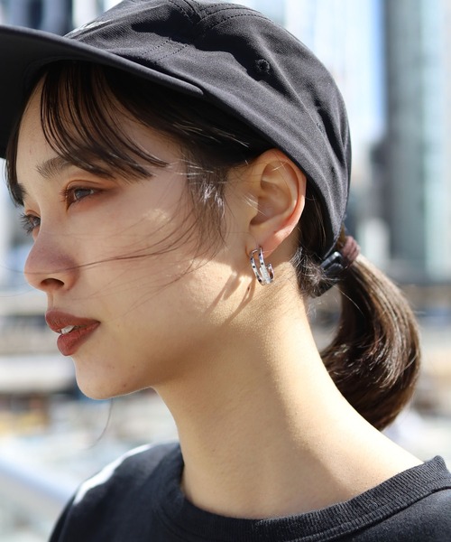 UNITEDTOKYO ピアス　シルバー　両耳 UNITED TOKYO シルバークロスピアス 両耳用