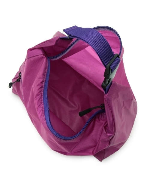 PORTER（ポーター）の「AMPHIBIOUS×PORTER ×B印 YOSHIDA NYLON HAND BAG LARGE（ハンドバッグ・レディース・ホワイト/ブラック/ブラウン/ピンク/サックスブルー/パープル・ONE SIZE）」の20枚目の写真