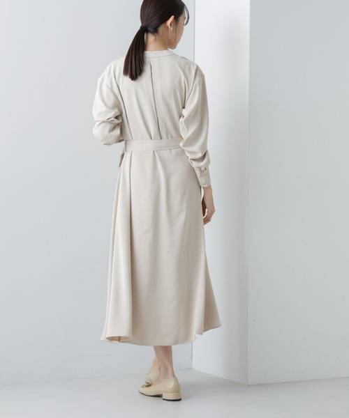 NANO universe（ナノユニバース）の「【WEB限定】Vネックフレアとろみワンピース（ワンピース・レディース・アイボリー/ブルー/チャコール・マルチサイズ）」の15枚目の写真