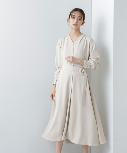 NANO universe（ナノユニバース）の「【WEB限定】Vネックフレアとろみワンピース（ワンピース・レディース・アイボリー/ブルー/チャコール・マルチサイズ）」の11枚目の写真