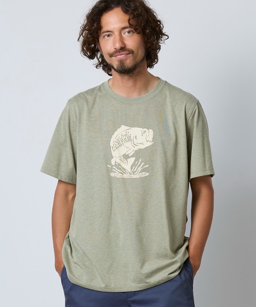 L.L.Bean(エルエルビーン)の「テクニカル・フィッシング・グラフィック・ティ、半袖 米国フィット・レギュラー(Tシャツ/カットソー・メンズ・グリーン/グレー/ダークオリーブ/ネイビー/チャコールグレー/アイボリー/ライトブルー/オリーブドラブ/ヘザーグレー・SMALL/MEDIUM/LARGE/X-LARGE)」の1枚目の写真