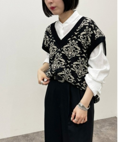 apres jour mignon(アプレジュールミニョン)の「ダマスク柄ニットベスト【ZOZOTOWN限定アイテム】(ベスト・レディース・アイボリー/ブラック/ライトベージュ・フリー/X-LARGE)」の20枚目の写真