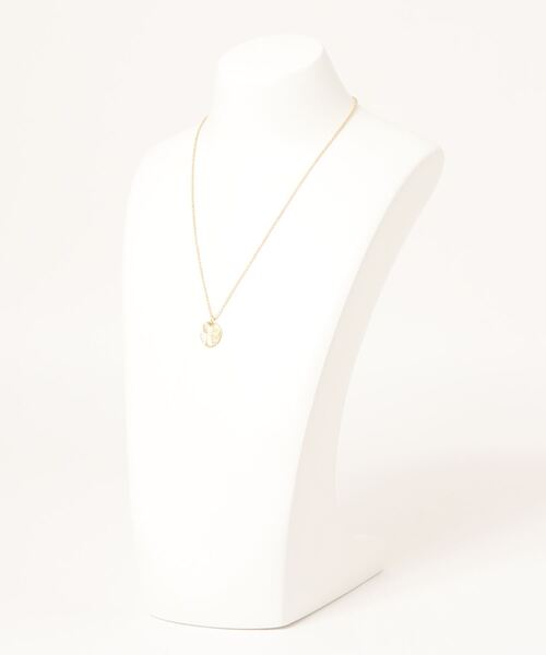 Ted Baker（テッドベーカー）の「MESRA ムーンロック ペンダント（ネックレス・レディース・ゴールド・O/S）」の3枚目の写真