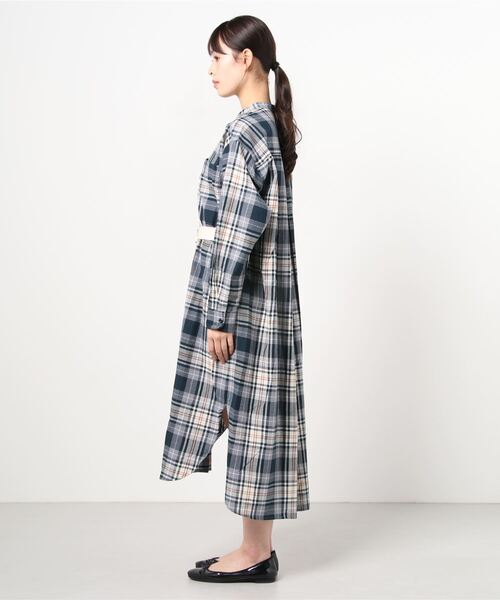 MANASTASH（マナスタッシュ）の「MANASTASH/マナスタッシュ　W-s INDIAN CHECK DRESS（ワンピース・レディース・ネイビー/ベージュ・MEDIUM）」の3枚目の写真